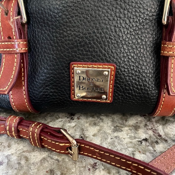 Dooney and Bourke Florentine Bristol satchel - Picture 2 of 12